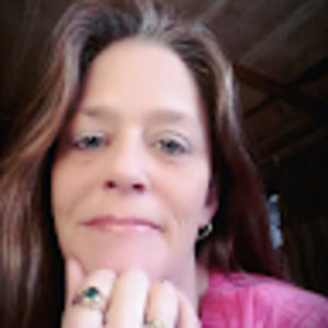 Meet your Posher, Anissa